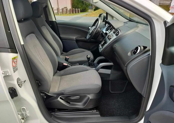 Seat Altea XL cena 19900 przebieg: 201211, rok produkcji 2009 z Rzeszów małe 172